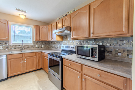 Well-Maintained Home for Sale in Newbern, TN - No City Taxes - image 13