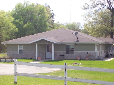 8 one-bedroom apartments Montello WI - image 1