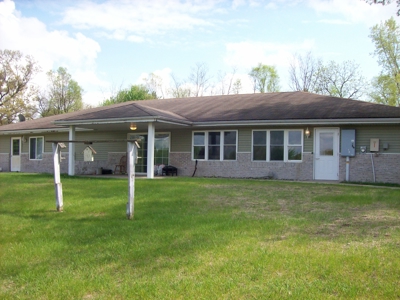 8 one-bedroom apartments Marquette County WI - image 2