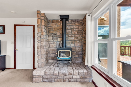 Colorado luxury Mountain home and acreage - image 4