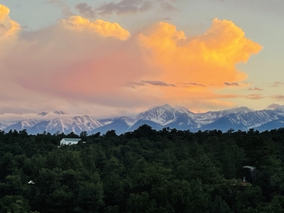 Colorado luxury Mountain home and acreage - image 39