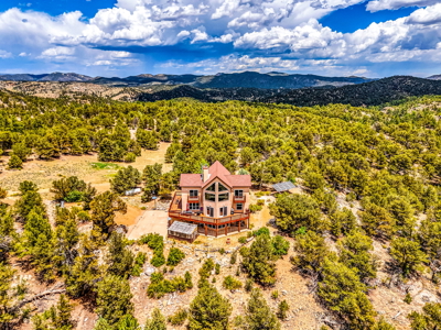 Colorado luxury Mountain home and acreage - image 27