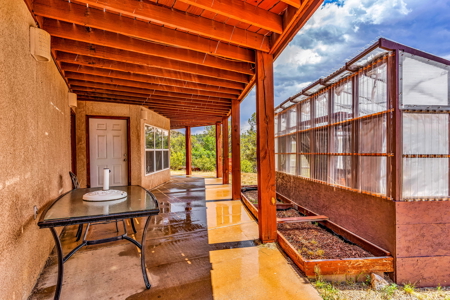 Colorado luxury Mountain home and acreage - image 34