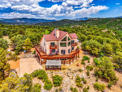 Colorado luxury Mountain home and acreage - image 29