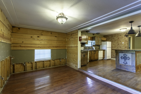 Riverfront Cabin on the Spring River in Hardy, AR For Sale - image 3