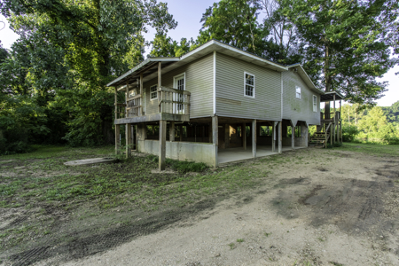 Riverfront Cabin on the Spring River in Hardy, AR For Sale - image 25