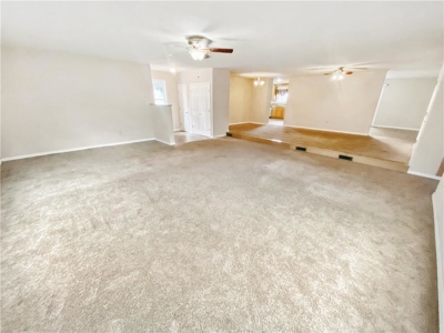 4 Bedroom 3 Bath Home w/Basement on 1.14 Ac Outside City For Sale - image 8