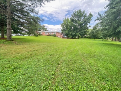 4 Bedroom 3 Bath Home w/Basement on 1.14 Ac Outside City For Sale - image 32