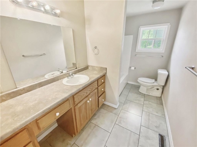 4 Bedroom 3 Bath Home w/Basement on 1.14 Ac Outside City For Sale - image 18