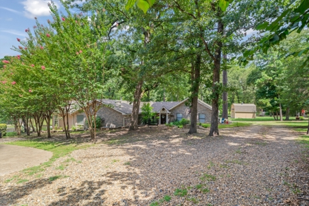 Gated Golf Course Home Holly Lake Ranch, TX Wood County Pond View - image 5
