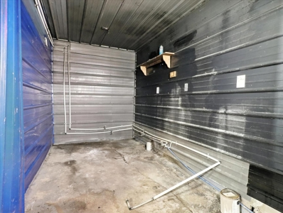 Prime Commercial Building with Loft Living on Sq in Seymour, MO - image 14