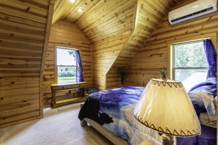 Log Home For Sale in Pocahontas, Arkansas - image 12