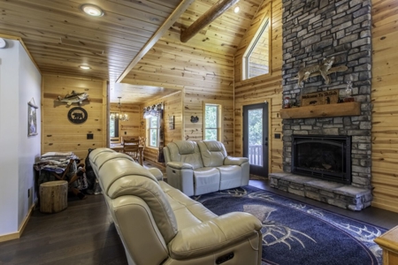 Log Home For Sale in Pocahontas, Arkansas - image 6