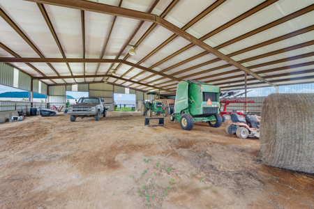 Home on Acreage in Paris, Arkansas! - image 2