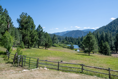 Country Home with Acreage in Western Montana - image 8