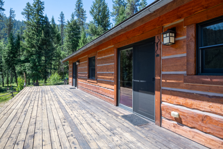 Country Home with Acreage in Western Montana - image 6