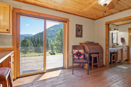 Country Home with Acreage in Western Montana - image 11