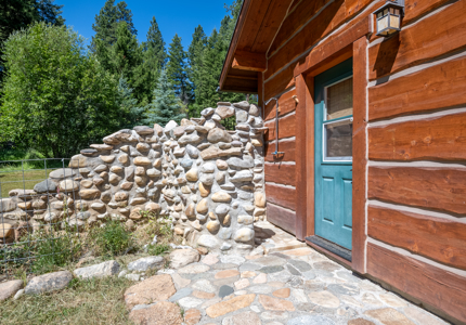 Country Home with Acreage in Western Montana - image 5