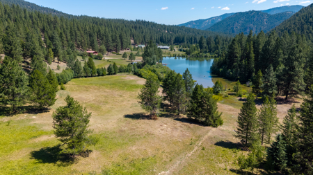Country Home with Acreage in Western Montana - image 17