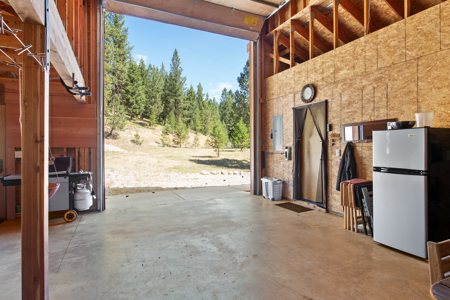 Country Home with Acreage in Western Montana - image 15