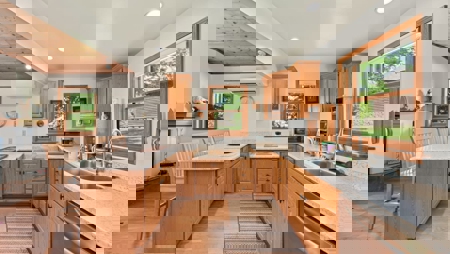 Scenic Point Bluff-Top Retreat with Mississippi River Views - image 11