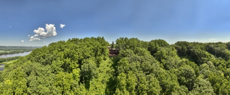 Scenic Point Bluff-Top Retreat with Mississippi River Views - image 38
