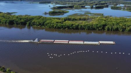 Scenic Point Bluff-Top Retreat with Mississippi River Views - image 33