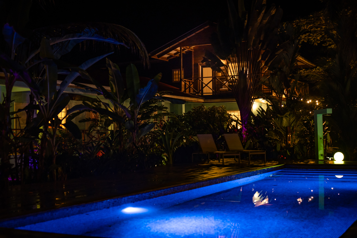 Epic B&B with Pool & Skate Bowl — Big Creek, Isla Colón - 45