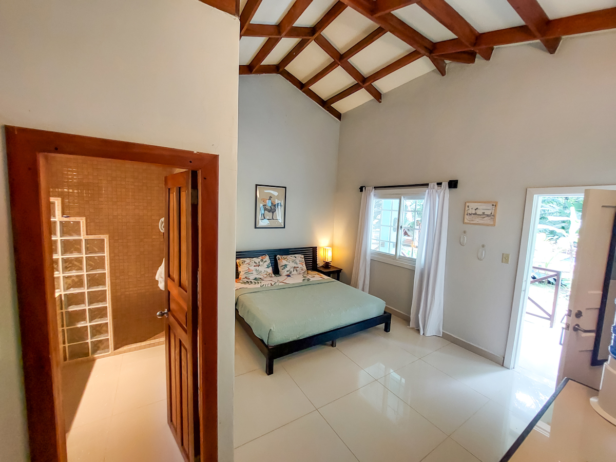 Epic B&B with Pool & Skate Bowl — Big Creek, Isla Colón - 28