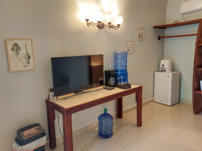 Epic Bed & Breakfast with Pool and One-of-a-Kind Skate Bowl - image 26