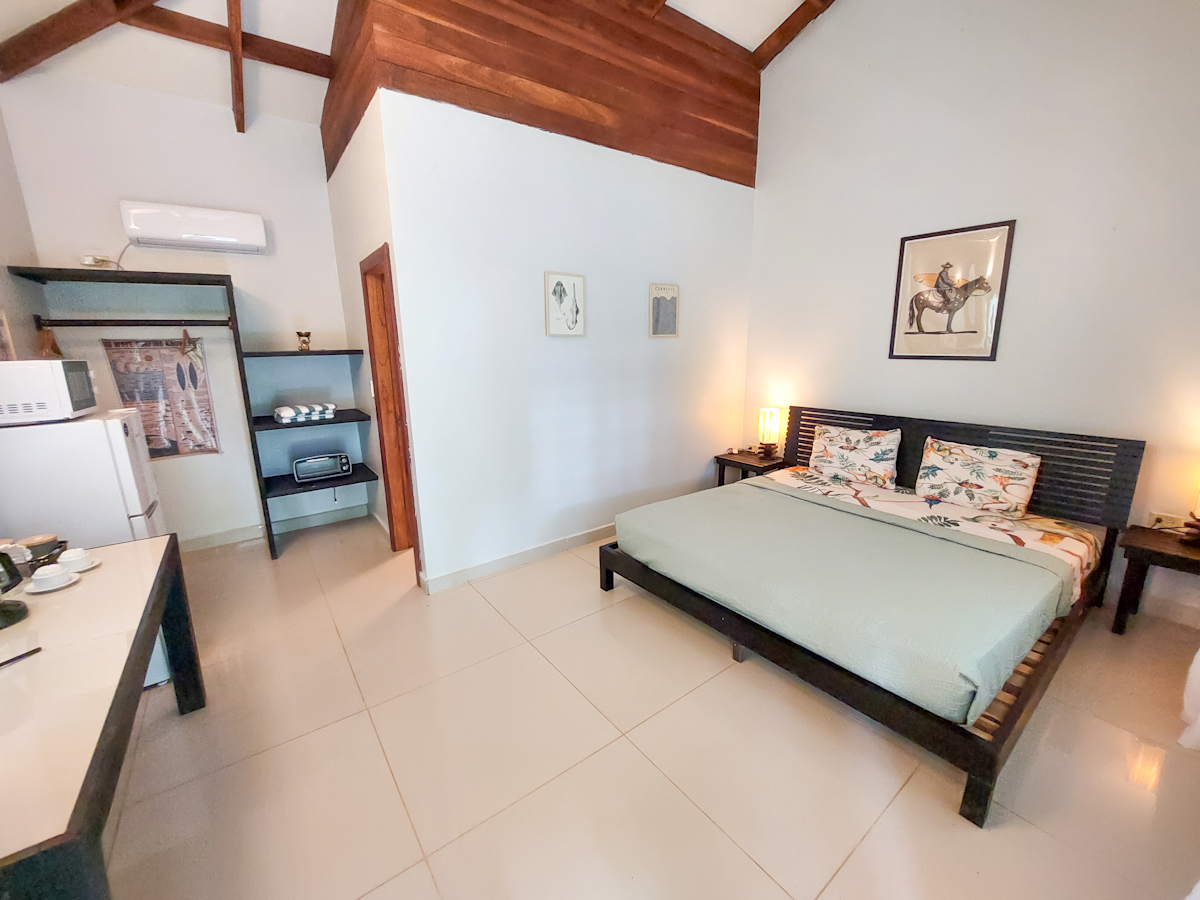 Epic B&B with Pool & Skate Bowl — Big Creek, Isla Colón - 23