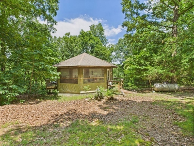 Cottage/Home/Cabins on 75 Acres Off Grid Buffalo River For Sale - image 36