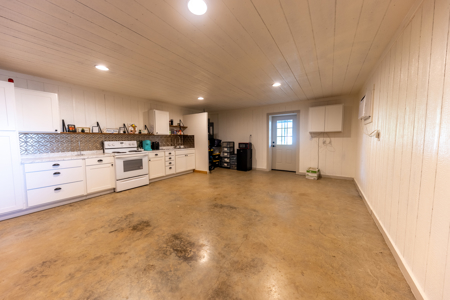 2021 3BR-2.5BA, Insulated AC's Shop + Guest Quarters 15.85 Acres - image 30