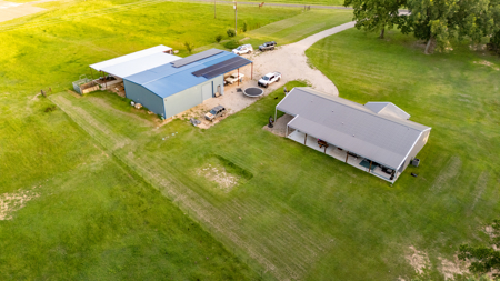 2021 3BR-2.5BA, Insulated AC's Shop + Guest Quarters 15.85 Acres - image 40