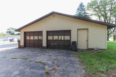 City of Waupaca Home For Auction, Waupaca WI- Online Only - image 6