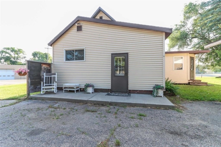 City of Waupaca Home For Auction, Waupaca WI- Online Only - image 3