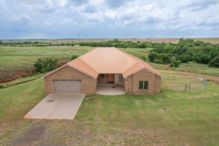 Custom Brick Home & 160 Acres for Sale in Washita County, OK - image 31