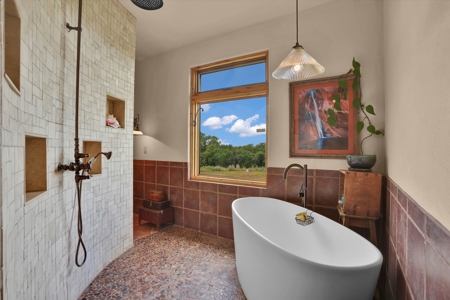 Custom Brick Home & 160 Acres for Sale in Washita County, OK - image 19