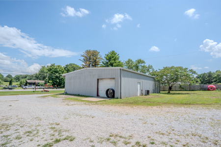 Commercial Property Online Only Auction in Leoma TN - image 23