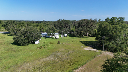 Mobile Home with Acreage, Investor or Handyman Special, Lake Cit - image 6
