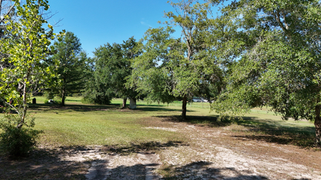 Mobile Home with Acreage, Investor or Handyman Special, Lake Cit - image 7