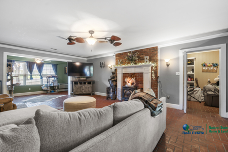 4 Bedroom Home For Sale in Searcy, AR near the Country Club - image 11