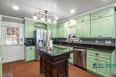 4 Bedroom Home For Sale in Searcy, AR near the Country Club - image 17