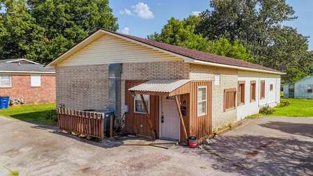 Well-Maintained Home for Sale Near Campus of UT Martin - image 2