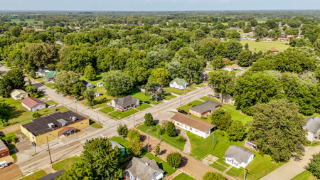 Well-Maintained Home for Sale Near Campus of UT Martin - image 48