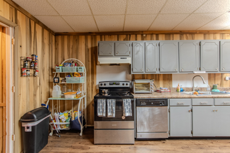 Well-Maintained Home for Sale Near Campus of UT Martin - image 8