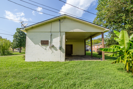 Well-Maintained Home for Sale Near Campus of UT Martin - image 39