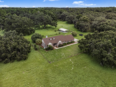 Beautiful 3 Bedroom Home For Sale in Chiefland, FL - image 12