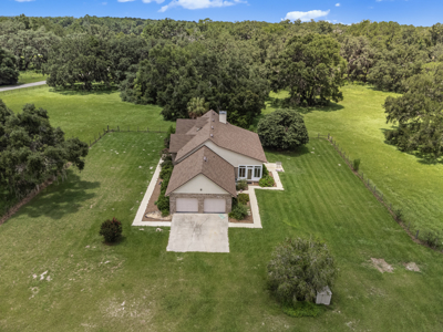 Beautiful 3 Bedroom Home For Sale in Chiefland, FL - image 6