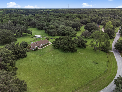 Beautiful 3 Bedroom Home For Sale in Chiefland, FL - image 43